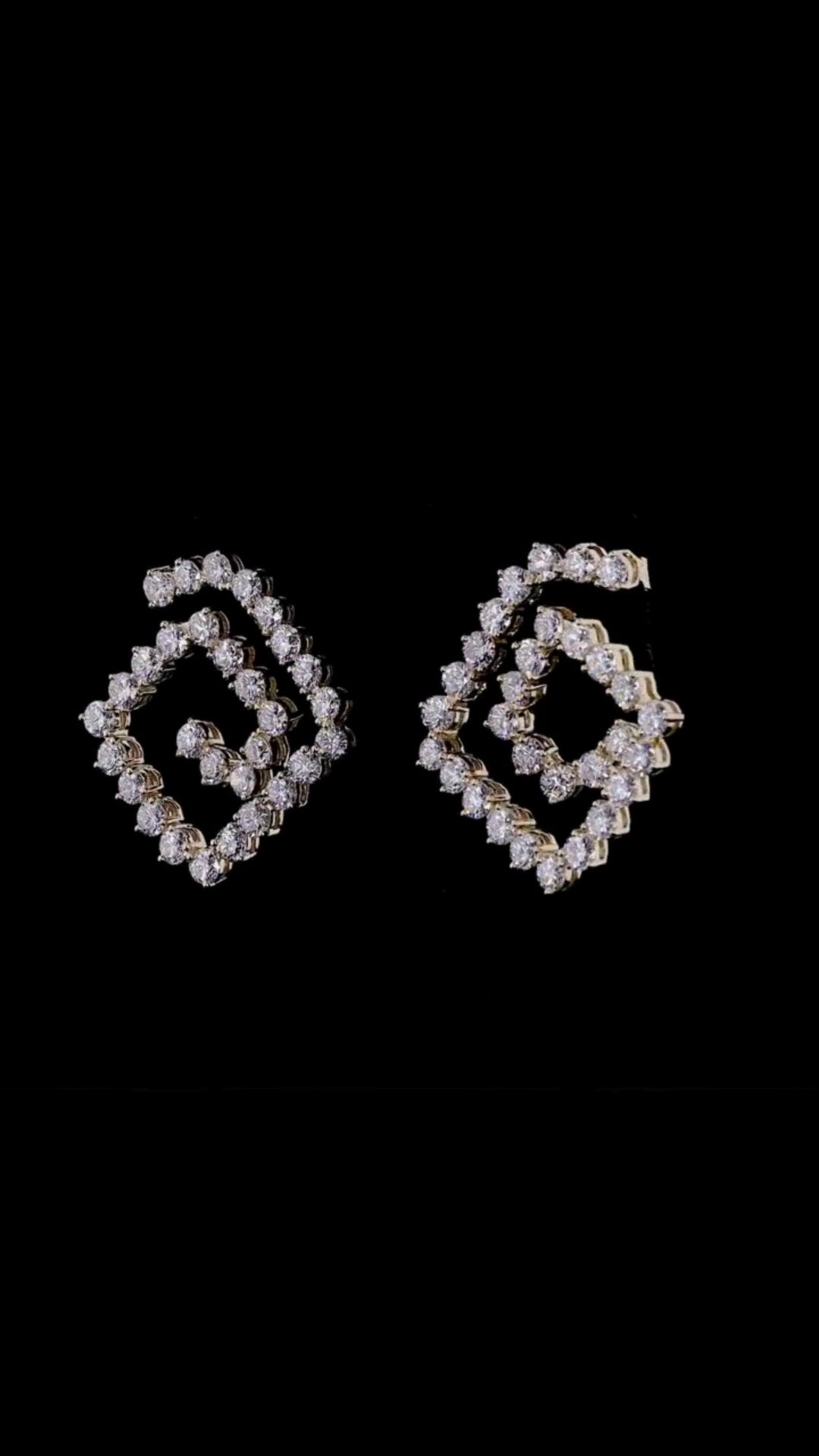 Spiral Geometric Diamond Stud Earrings