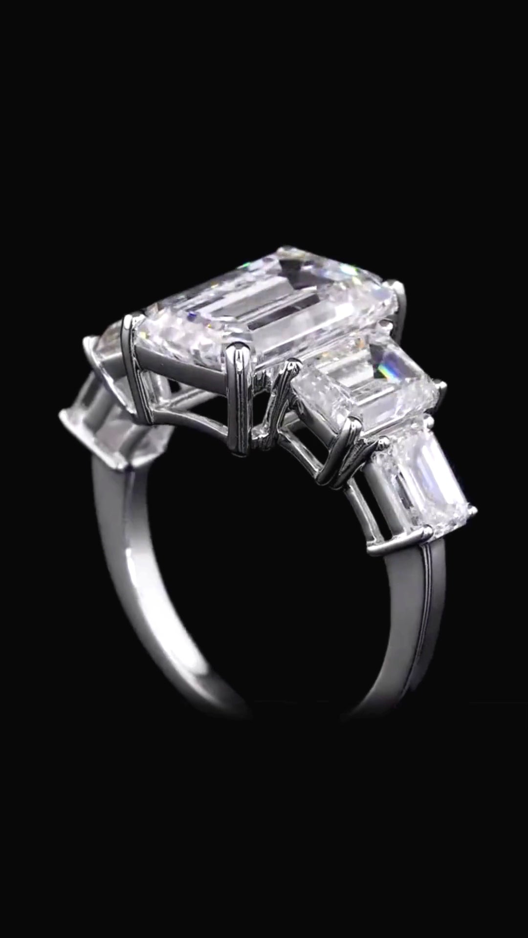 Regal Emerald Trinity Ring