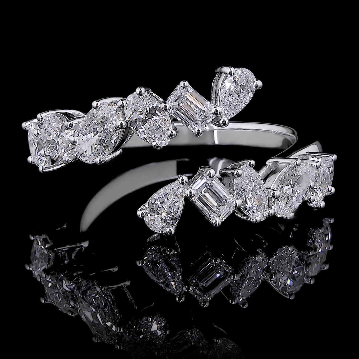 Alternating Princess and Round Diamond Band