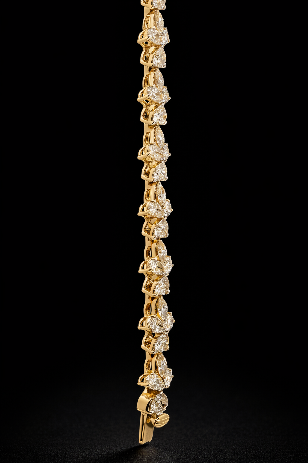 Floral Royale Diamond Bracelet